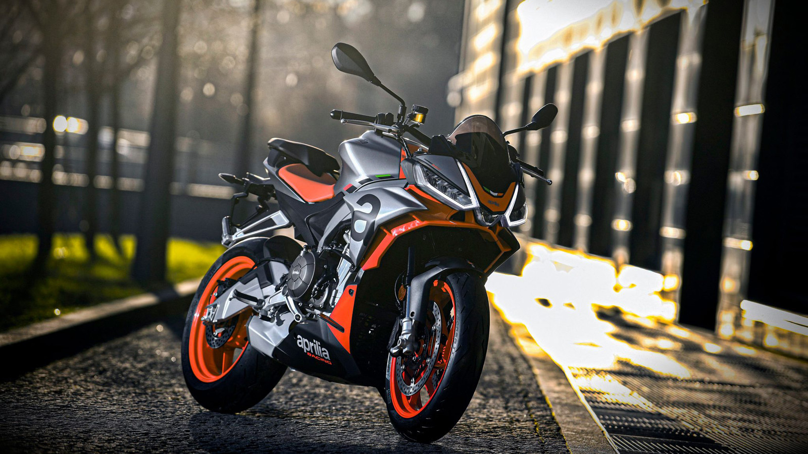 Aprilia Tuono 660: Η επόμενη σελίδα στα μεσαία naked